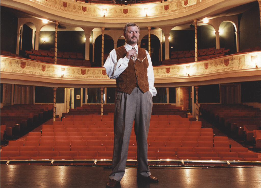 Tony Rivenbark on Thalian Hall’s main stage after the major
expansion and reopening in 2010. Photo by Brownie Harris